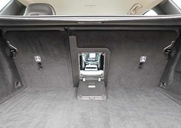 Volvo XC 60 cena 106666 przebieg: 179000, rok produkcji 2019 z Pruszków małe 742